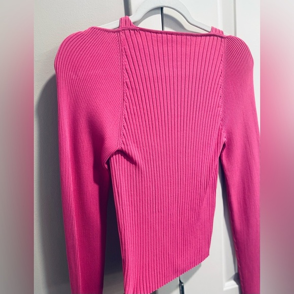 NEW! ASTR the Label Estefania Sweater. Size Medium - Picture 10 of 10